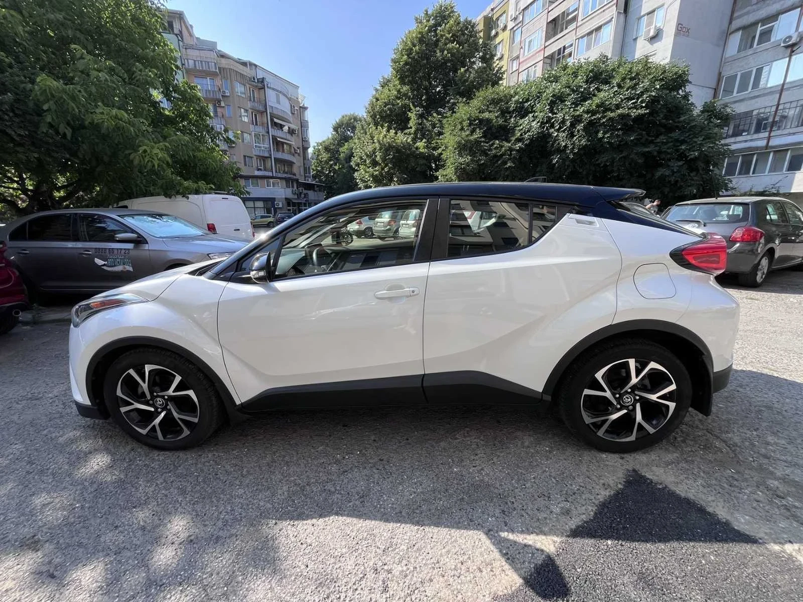 Toyota C-HR 2.0 бензин, снимка 5 - Автомобили и джипове - 55411712