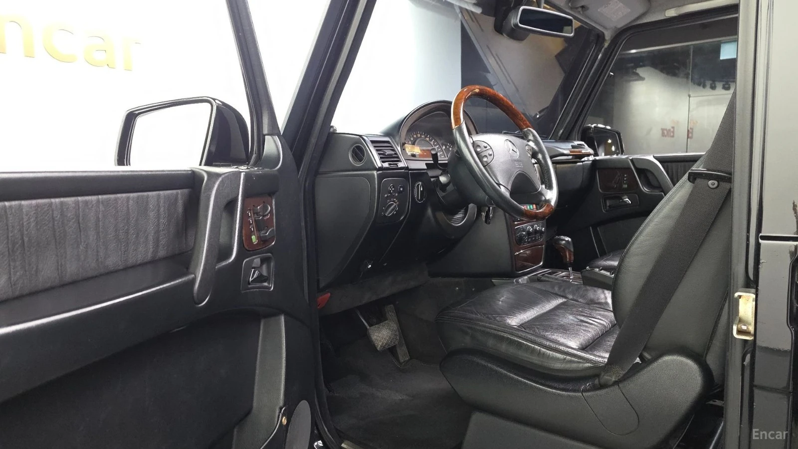 Mercedes-Benz G 500* КОЖА* ПОДГРЕВ* ПАНО, снимка 8 - Автомобили и джипове - 55437115