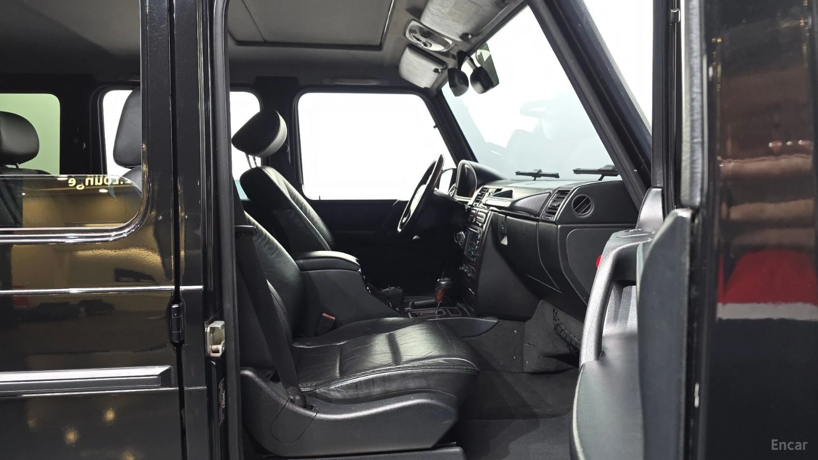 Mercedes-Benz G 500* КОЖА* ПОДГРЕВ* ПАНО, снимка 9 - Автомобили и джипове - 55437115