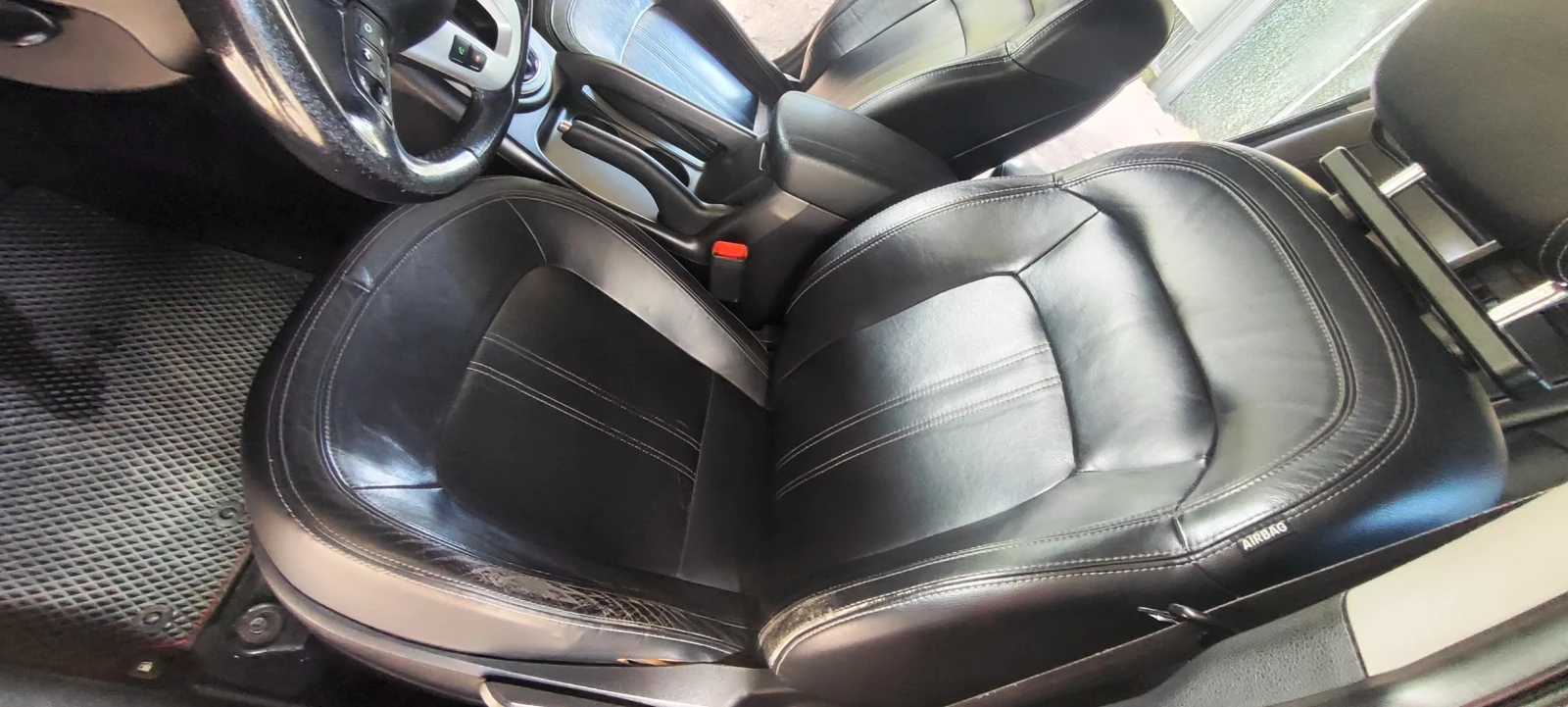 Kia Sportage, снимка 11 - Автомобили и джипове - 56185131