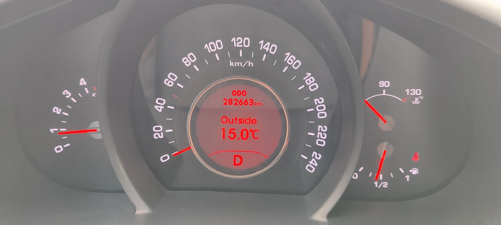 Kia Sportage, снимка 16 - Автомобили и джипове - 56185131