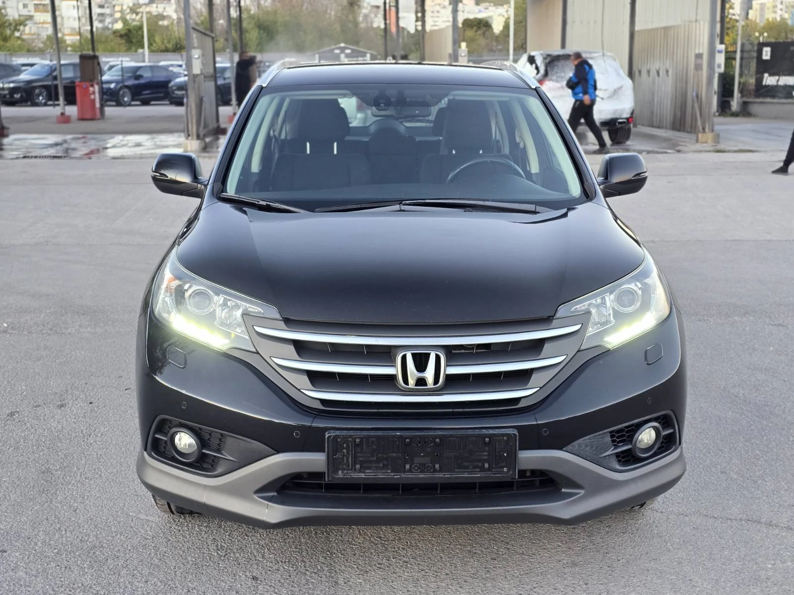 Honda Cr-v 2.2i-DTEC/НАВИ/XENON/4X4, снимка 2 - Автомобили и джипове - 56339651