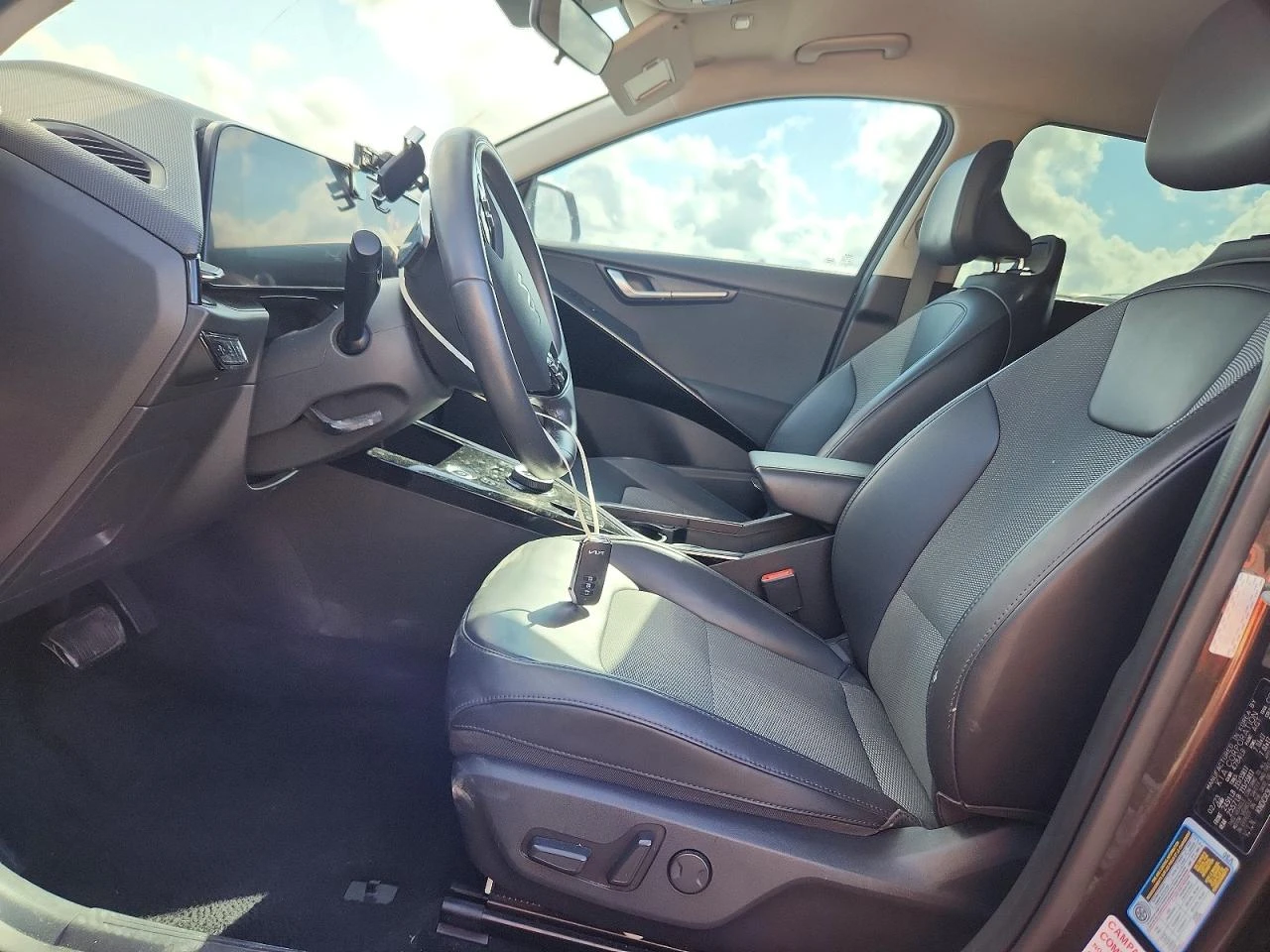 Kia Niro 2023 Niro WIND , снимка 7 - Автомобили и джипове - 56608457