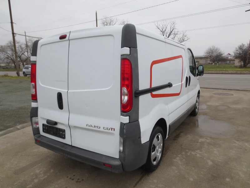 Renault Trafic 2.0 DCI, снимка 5 - Бусове и автобуси - 53210796