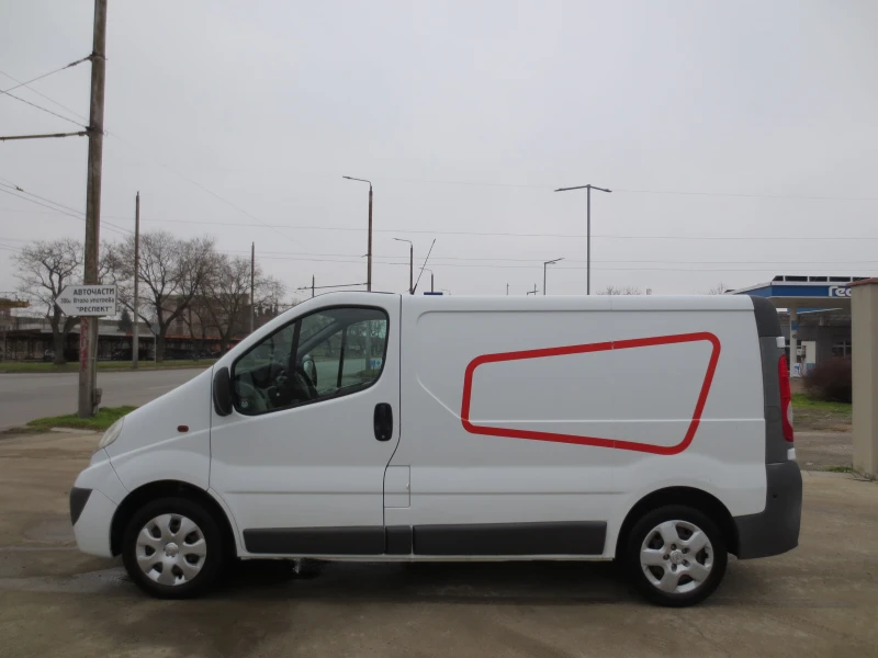 Renault Trafic 2.0 DCI, снимка 8 - Бусове и автобуси - 53210796