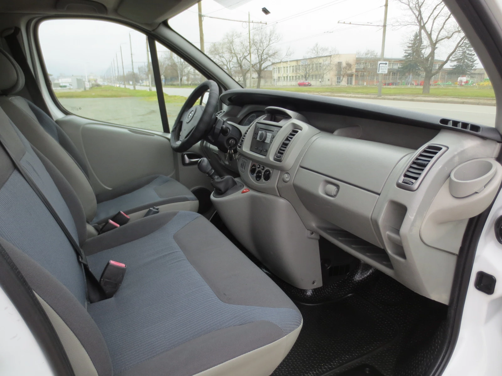 Renault Trafic 2.0 DCI | Mobile.bg � ����������� 12