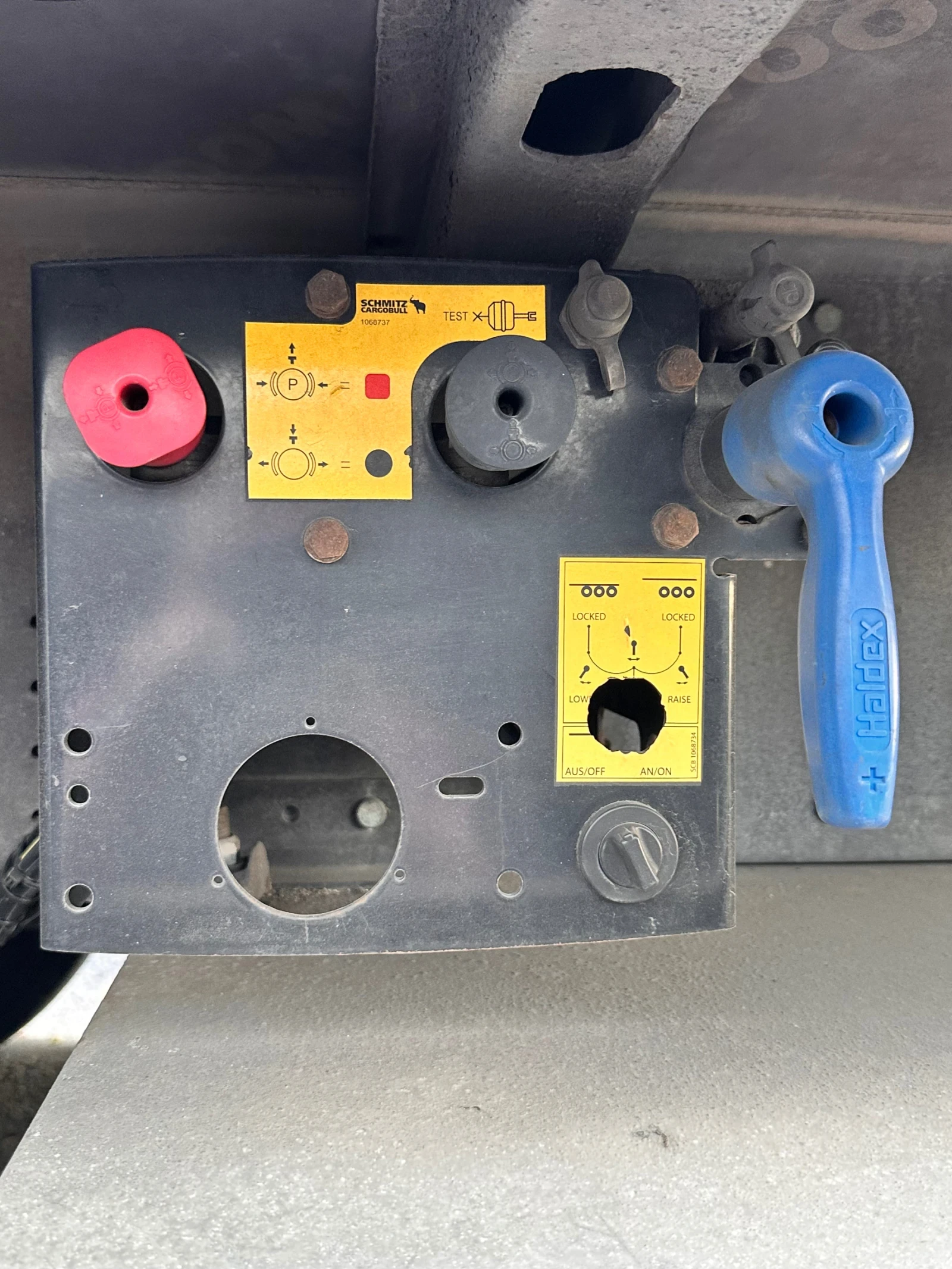  Schmitz | Mobile.bg   2