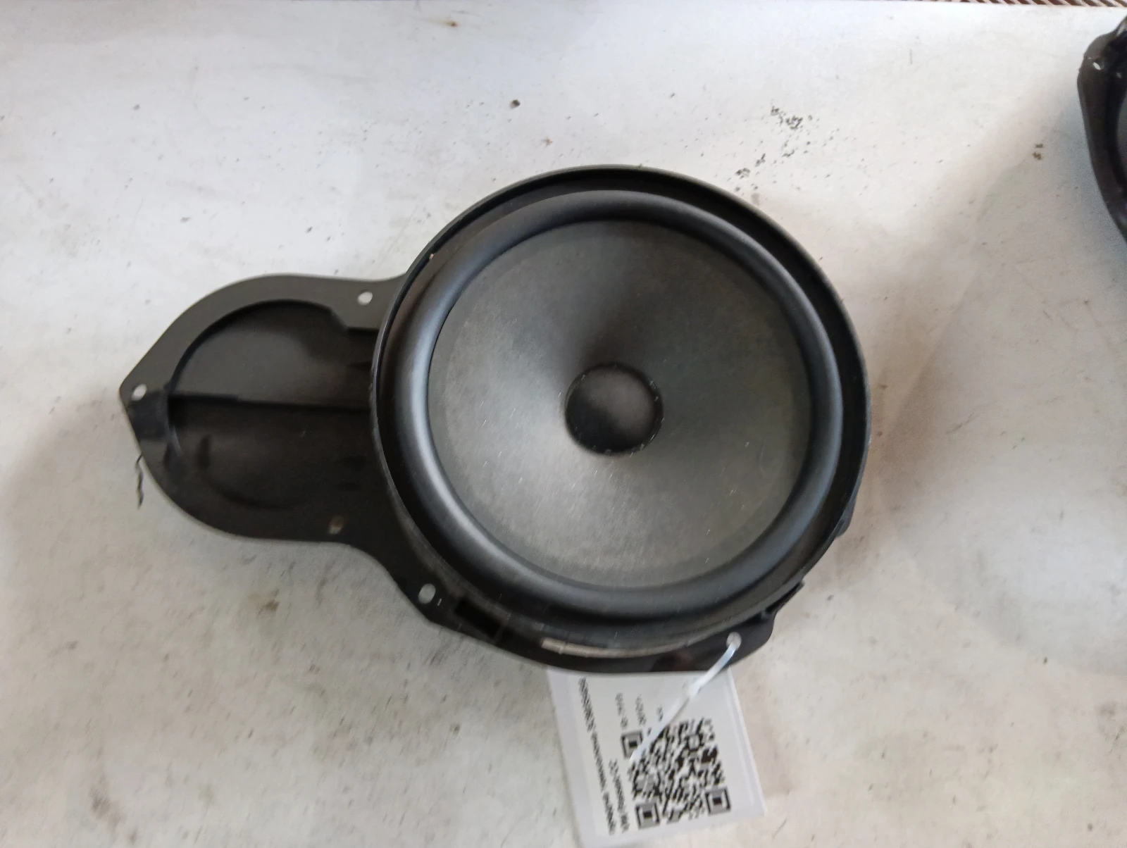 предна тонколона 3C8035454 VW Passat CC
