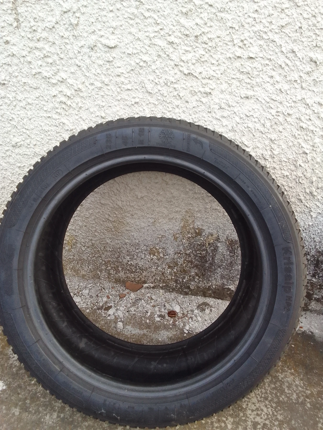  235/45R18 | Mobile.bg   3