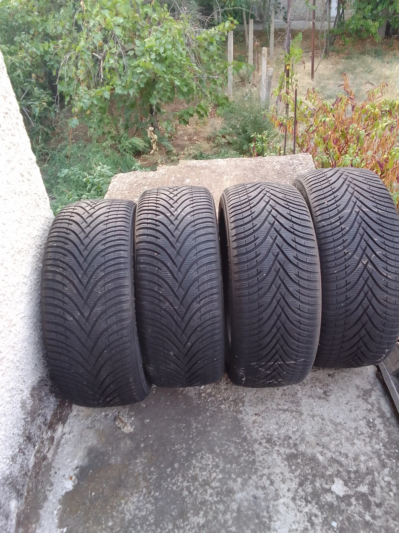  235/45R18 | Mobile.bg   1