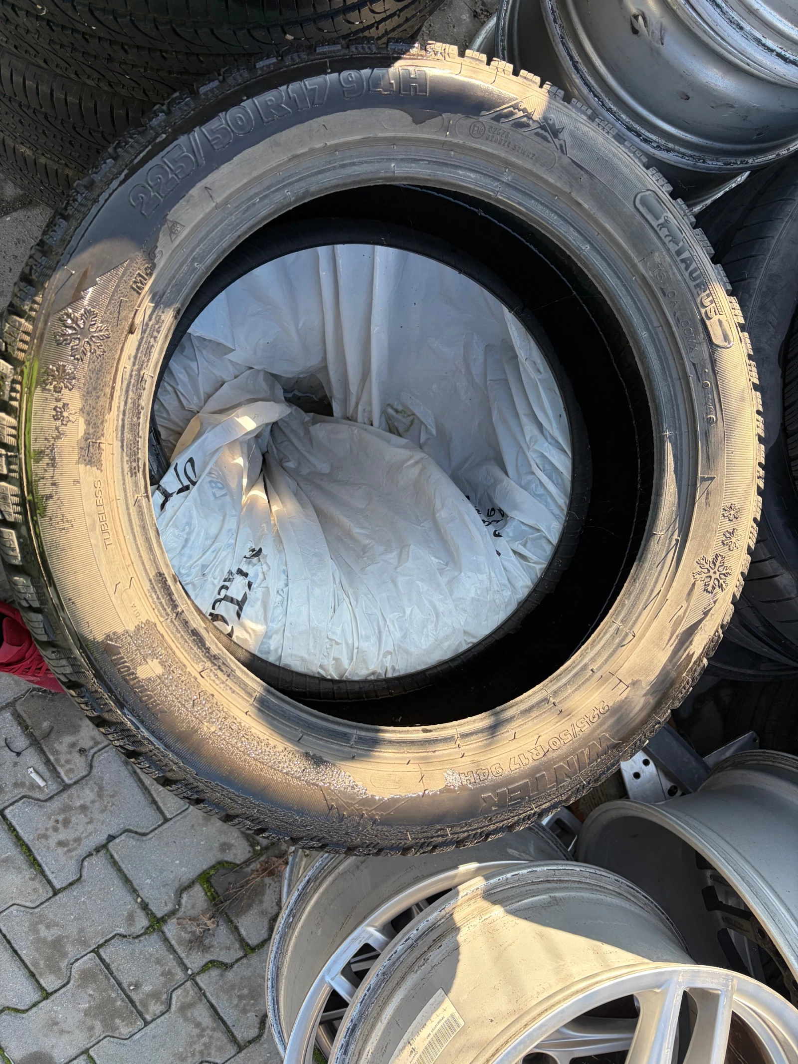 ���� 225/50R17 | Mobile.bg � ����������� 1