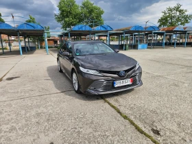 Toyota Camry 56000.km, снимка 10