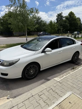 Обява за продажба на Renault Latitude V6 dCI 240 ~11 000 лв. - изображение 1