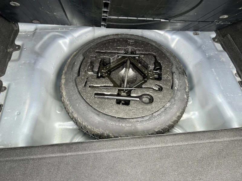 Kia Ceed 1.6i 16V, снимка 16 - Автомобили и джипове - 52696159