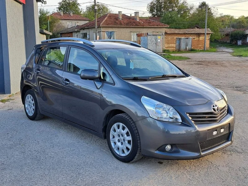 Toyota Verso 2.0D4D 126к.с., снимка 1 - Автомобили и джипове - 47657094