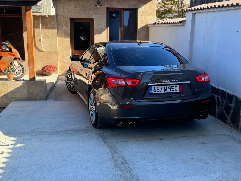 Maserati Ghibli Задно предаване, снимка 3 - Автомобили и джипове - 47812600