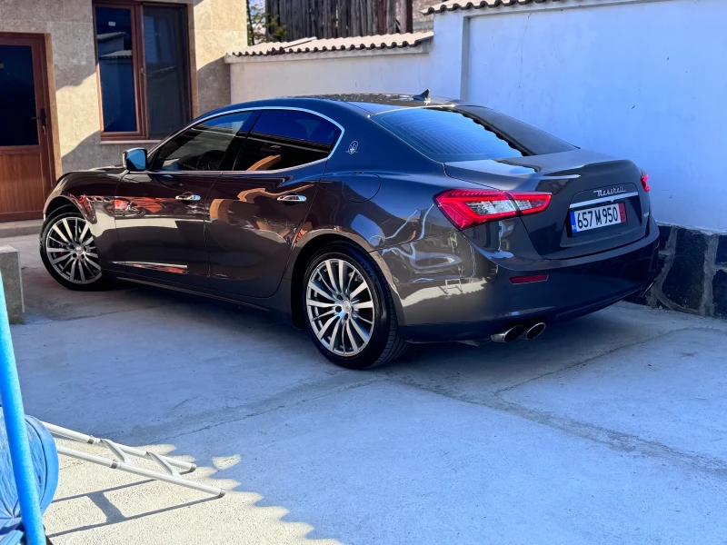 Maserati Ghibli Задно предаване, снимка 7 - Автомобили и джипове - 47812600