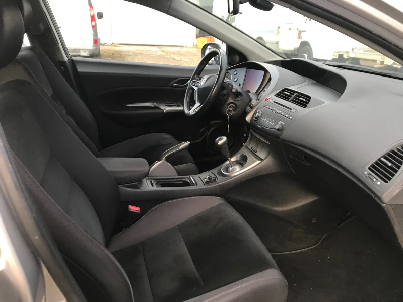 Honda Civic, снимка 10 - Автомобили и джипове - 48283567