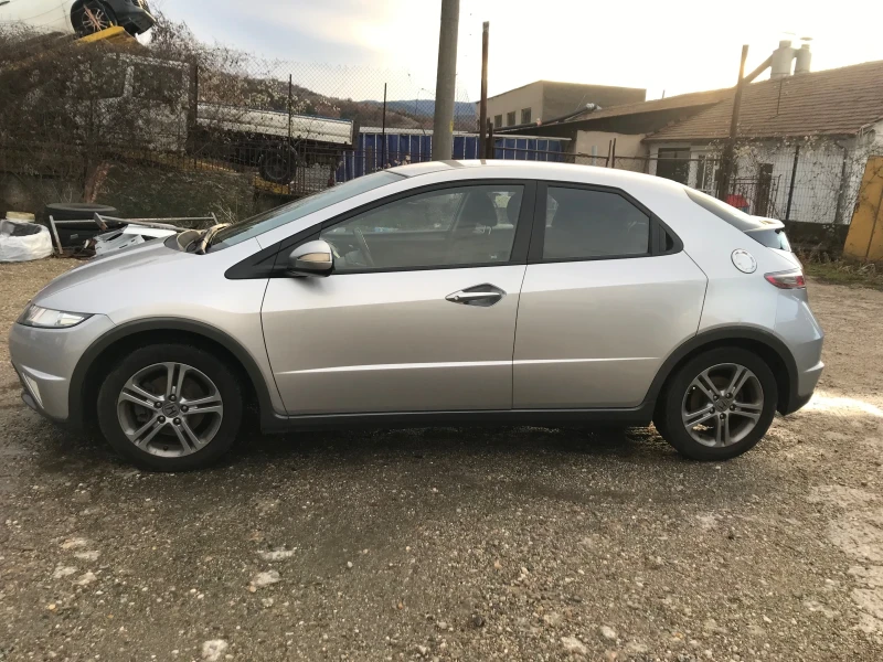 Honda Civic, снимка 4 - Автомобили и джипове - 48283567