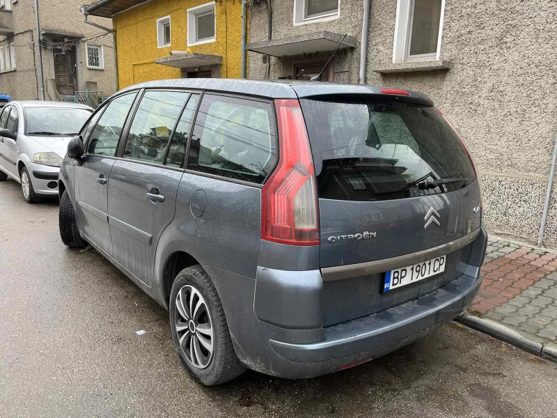 Citroen C4 Picasso, снимка 5 - Автомобили и джипове - 48376212