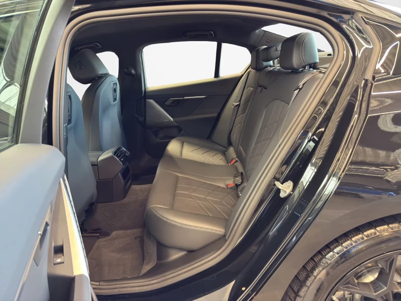 BMW i5 40e/LIM./340HP/M-SPORT/MEMORY/CAM/KLESS/L.ASS/858f, снимка 15 - Автомобили и джипове - 52168476