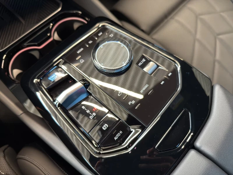 BMW i5 40e/LIM./340HP/M-SPORT/MEMORY/CAM/KLESS/L.ASS/858f, снимка 11 - Автомобили и джипове - 52168476