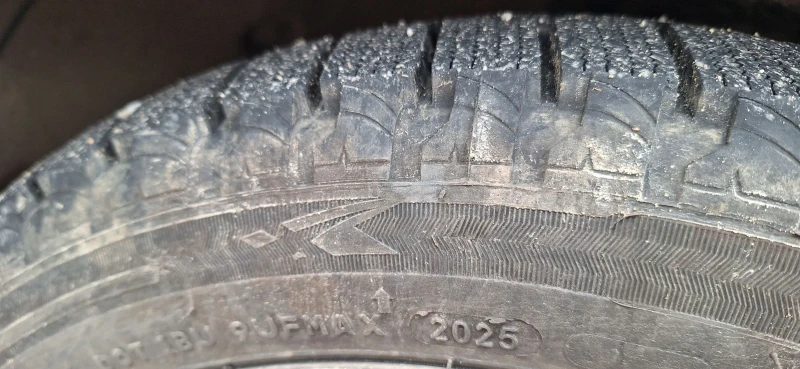 BMW 318 BMW 318d Business Mild Hybrid , снимка 8 - Автомобили и джипове - 52599725