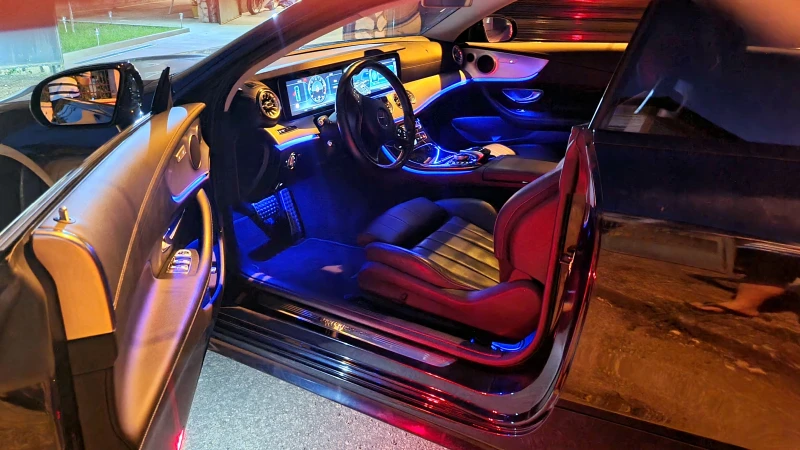 Mercedes-Benz E 220 AMG/4X4 9G, снимка 14 - Автомобили и джипове - 52697541