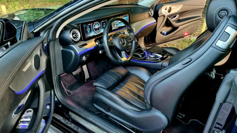 Mercedes-Benz E 220 AMG/4X4 9G, снимка 10 - Автомобили и джипове - 52697541