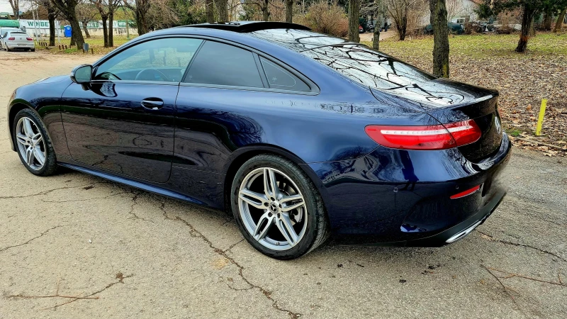 Mercedes-Benz E 220 AMG/4X4 9G, снимка 7 - Автомобили и джипове - 52697541