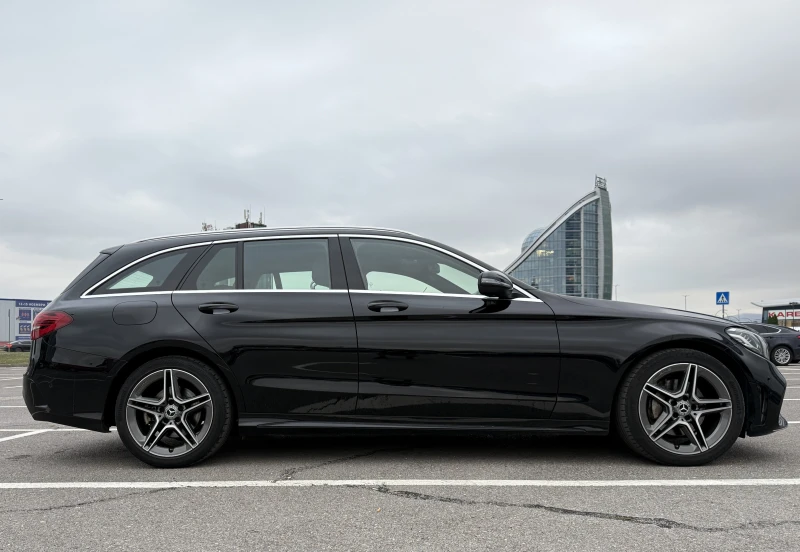 Mercedes-Benz C 220 AMG line 9G-TRONIC, Distronic Pro, Keyless Go, LED, снимка 3 - Автомобили и джипове - 52580147