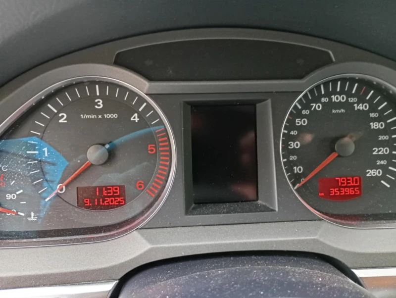 Audi A6, снимка 8 - Автомобили и джипове - 52359703