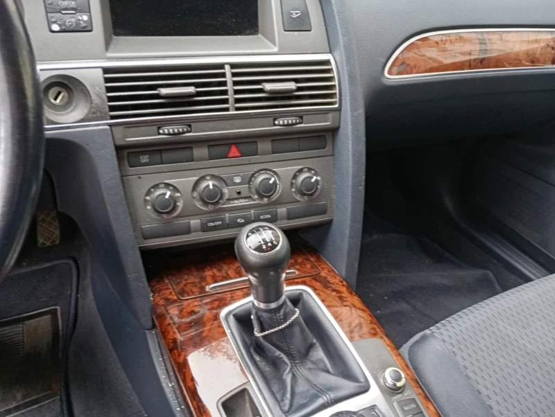 Audi A6, снимка 9 - Автомобили и джипове - 52359703
