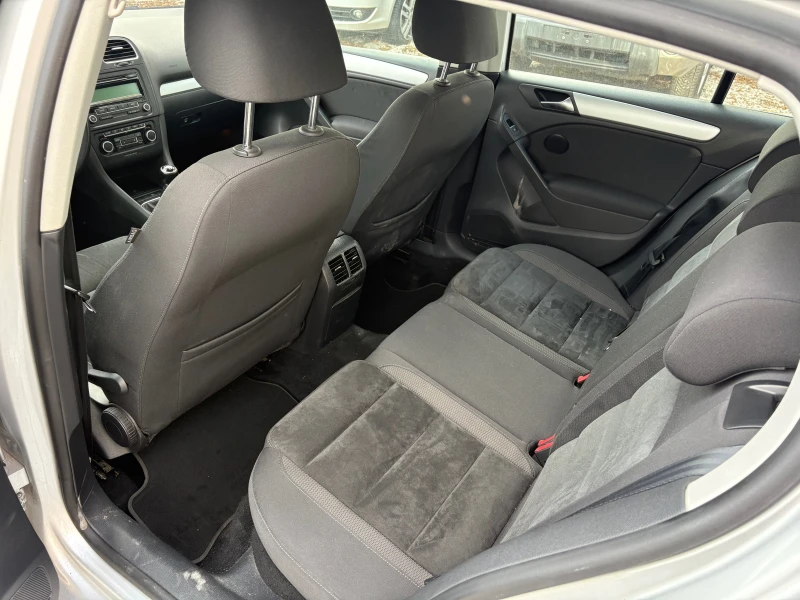 VW Golf 1.4TSI/Highline, снимка 10 - Автомобили и джипове - 52535631