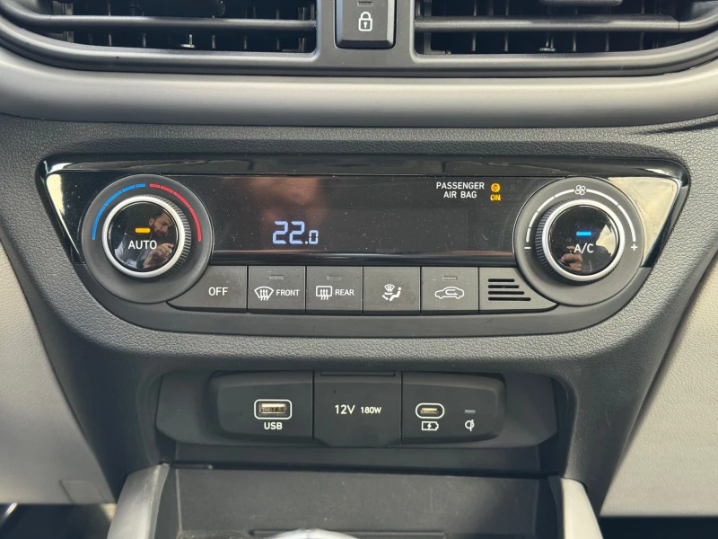 Hyundai I10 Premium, снимка 14 - Автомобили и джипове - 52549667