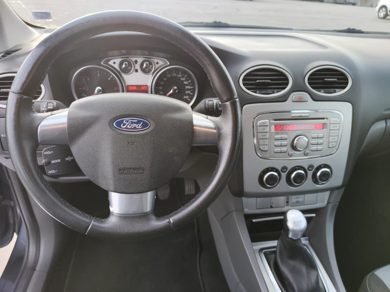 Ford Focus 1.6 TDCI, снимка 6 - Автомобили и джипове - 52553215