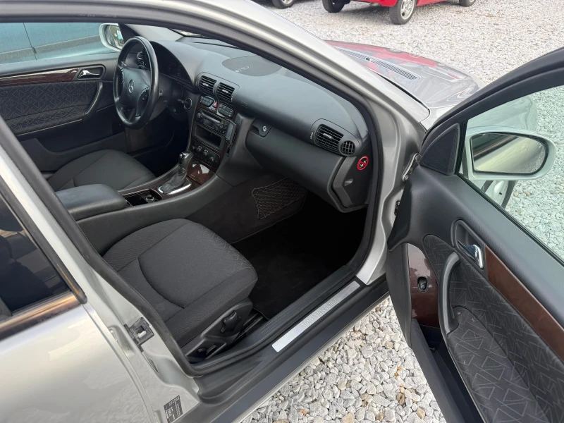 Mercedes-Benz C 200 Automat 2.0cdi 120кс 140000 km, снимка 9 - Автомобили и джипове - 53400431