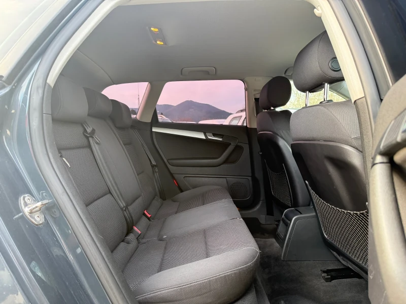Audi A3 2.0(140к.с.)ПОДГРЕВ* АВТОПИЛОТ* ПАРКТРОНИК, снимка 11 - Автомобили и джипове - 53541984