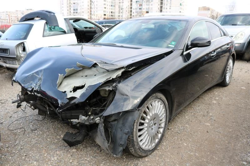 Mercedes-Benz CLS 320, снимка 2 - Автомобили и джипове - 28220702