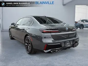 BMW 760 760 XDRIVE | TV SCREEN, снимка 3 - Автомобили и джипове - 55672283