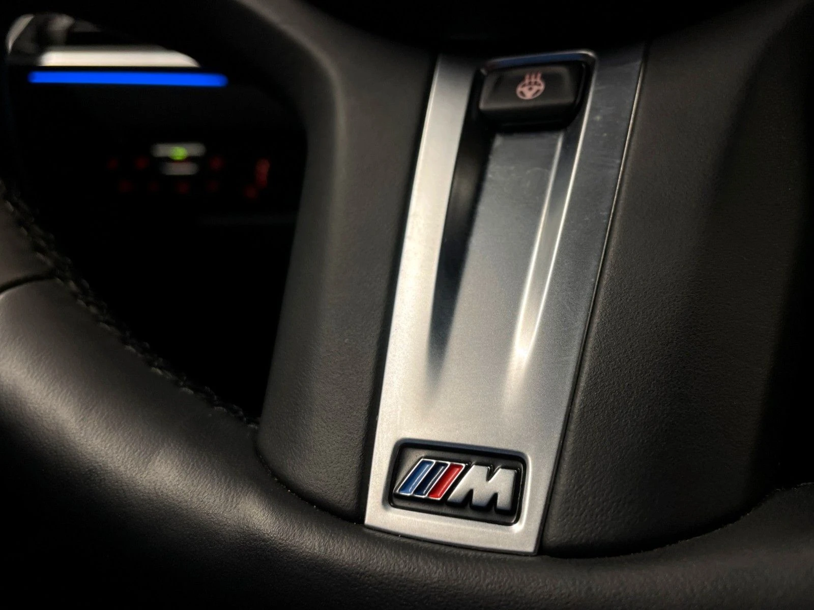 BMW 330 e Tour xDr M Sport Laser Pano ACC 360 | Mobile.bg   15