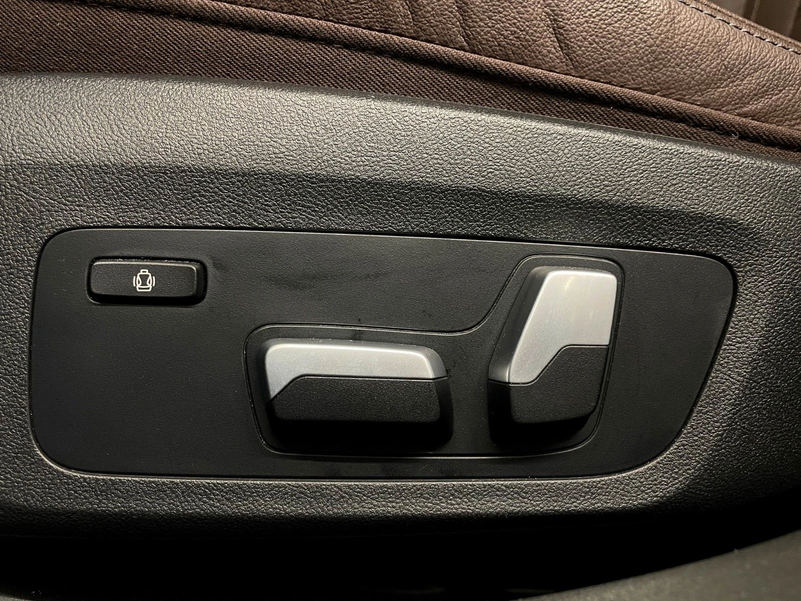 BMW 330 e Tour xDr M Sport Laser Pano ACC 360 | Mobile.bg   14