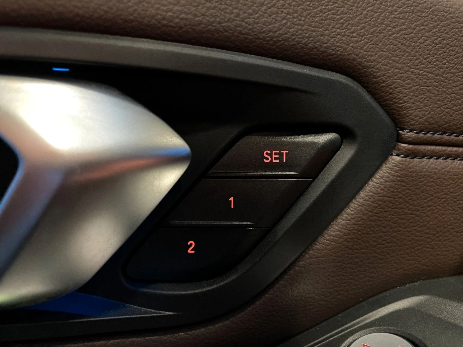 BMW 330 e Tour xDr M Sport Laser Pano ACC 360 | Mobile.bg   12