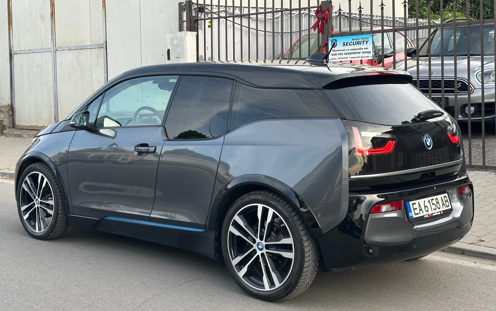 BMW i3 i3S 120/42kW/Термо помпа/CarPlay/Камера/Партроник - изображение 7