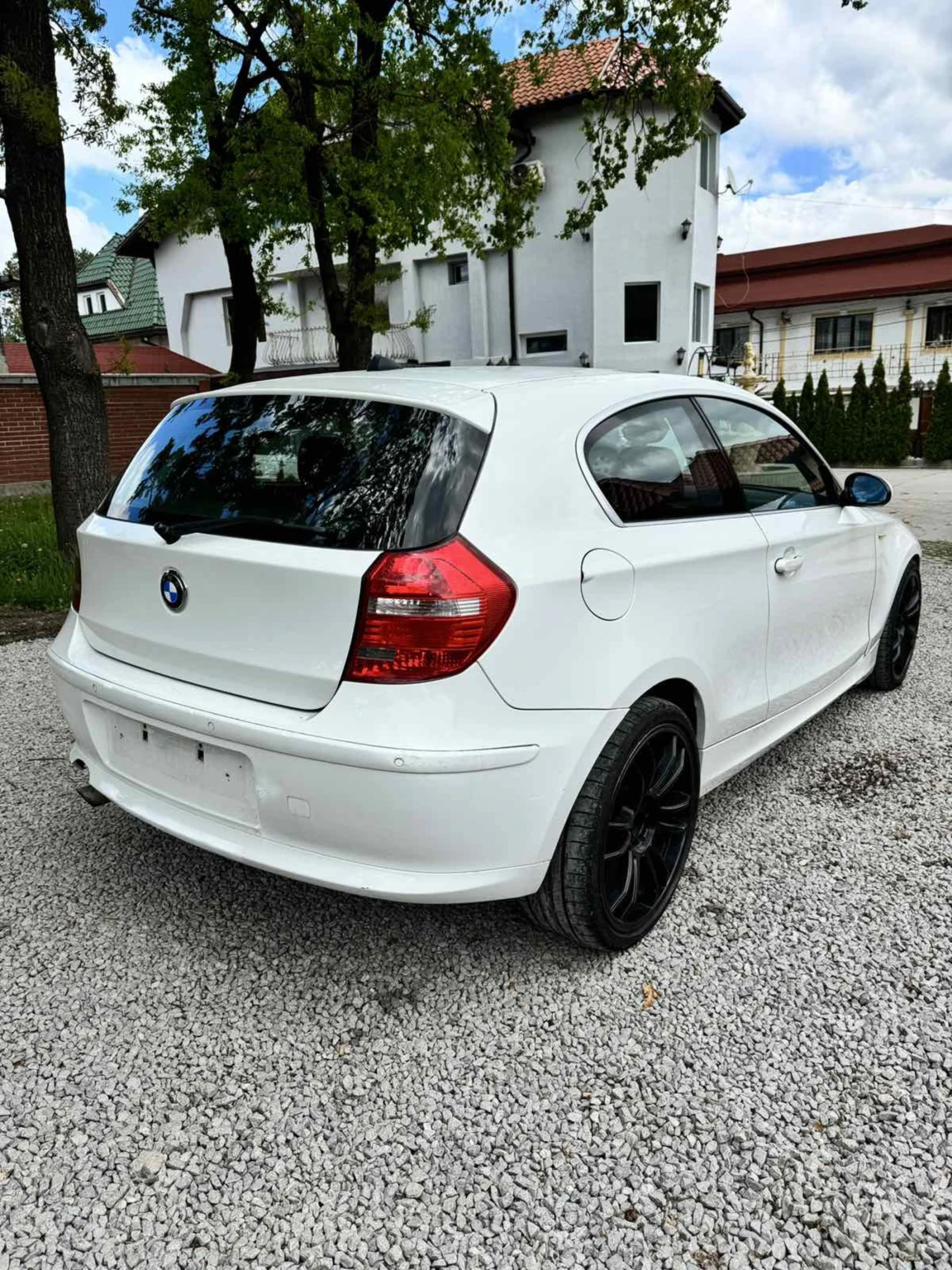 BMW 120  - изображение 5