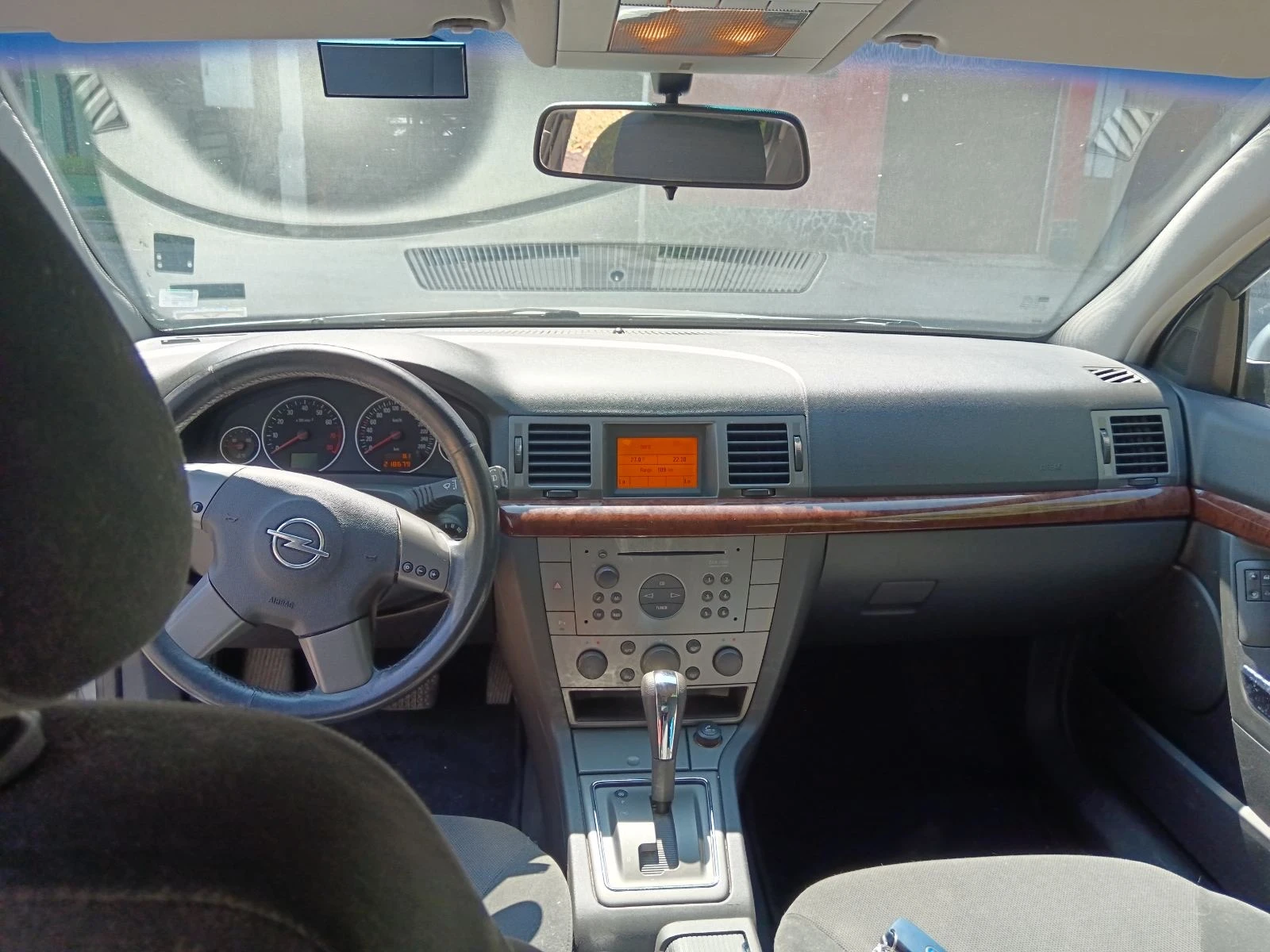 Opel Vectra 2.2 - изображение 5