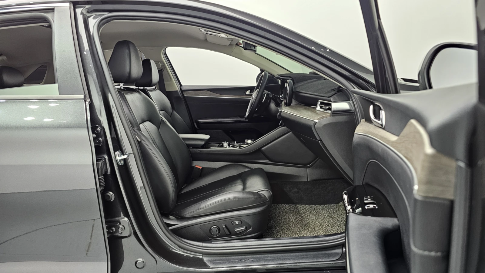 Kia K5 2.0LPI NOBLESSE | Mobile.bg   10