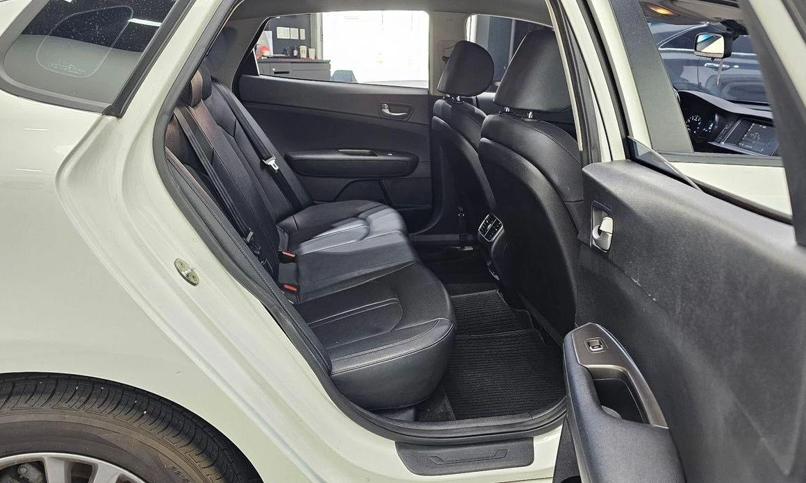 Kia K5 | Mobile.bg   12