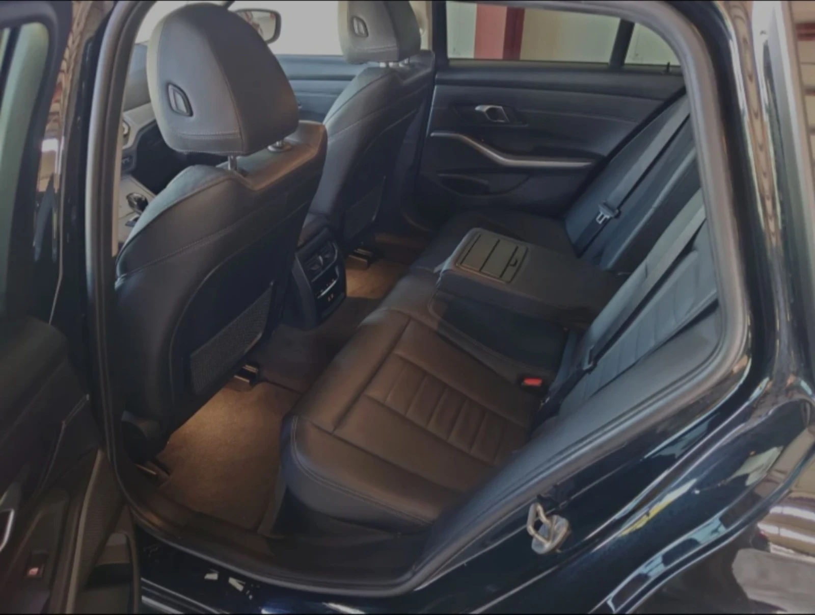 BMW 318 BMW 318d Business Mild Hybrid  | Mobile.bg   14