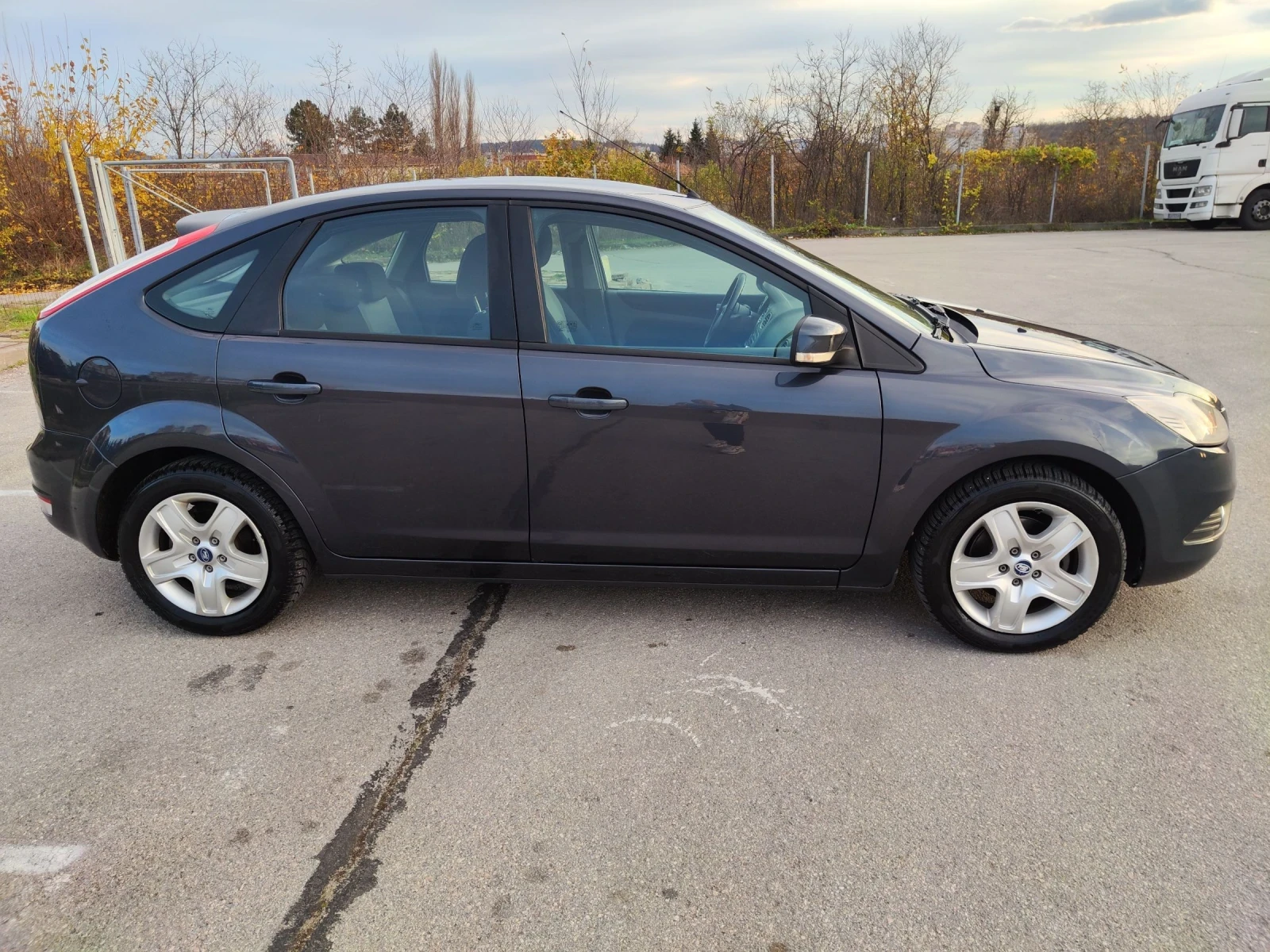 Ford Focus 1.6 TDCI - изображение 10